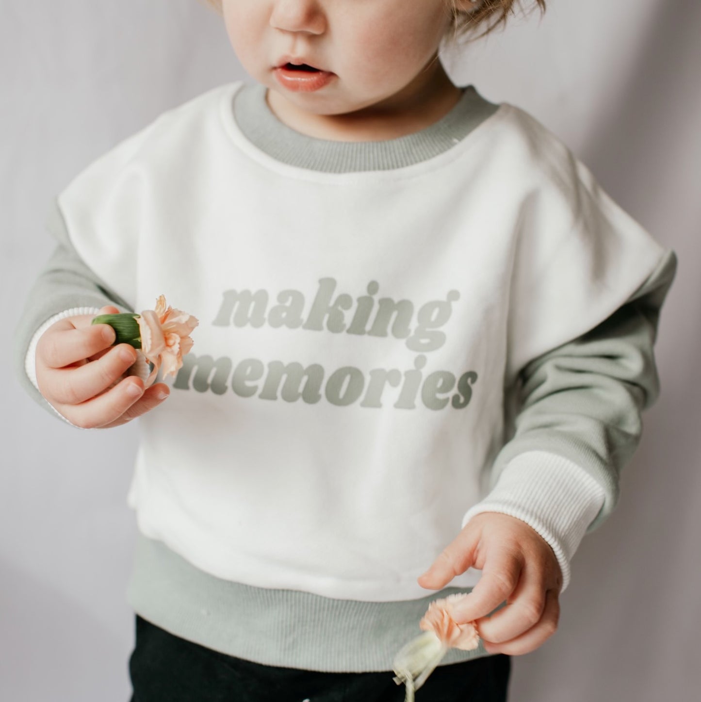 Making Memories Crewneck